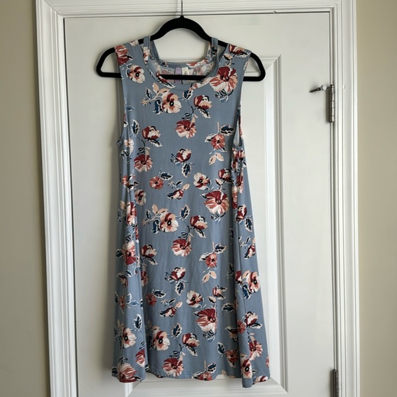 Alya Floral Print Dress - Size M - Picture 1 of 4